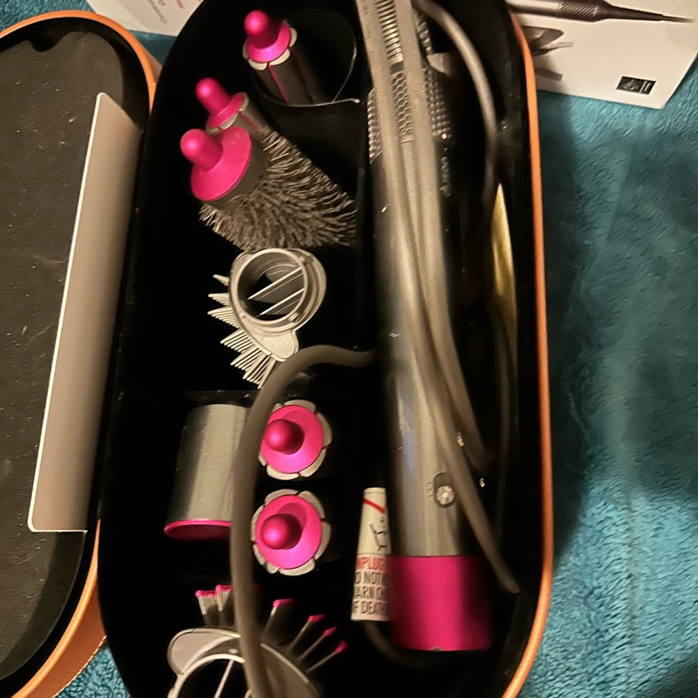 Like- New Dyson Airwrap!